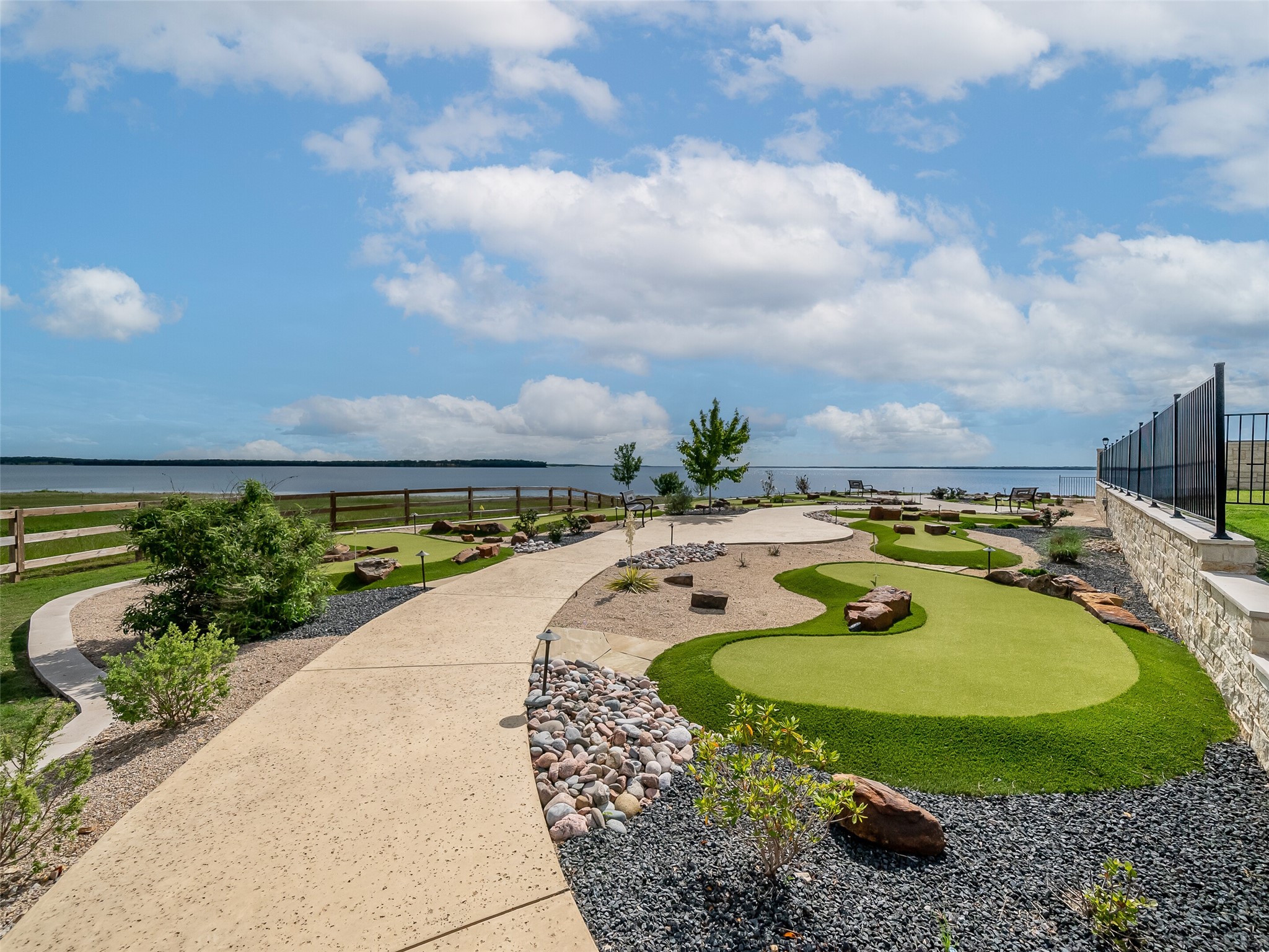800 Peninsula Drive Honey Grove TX 75446