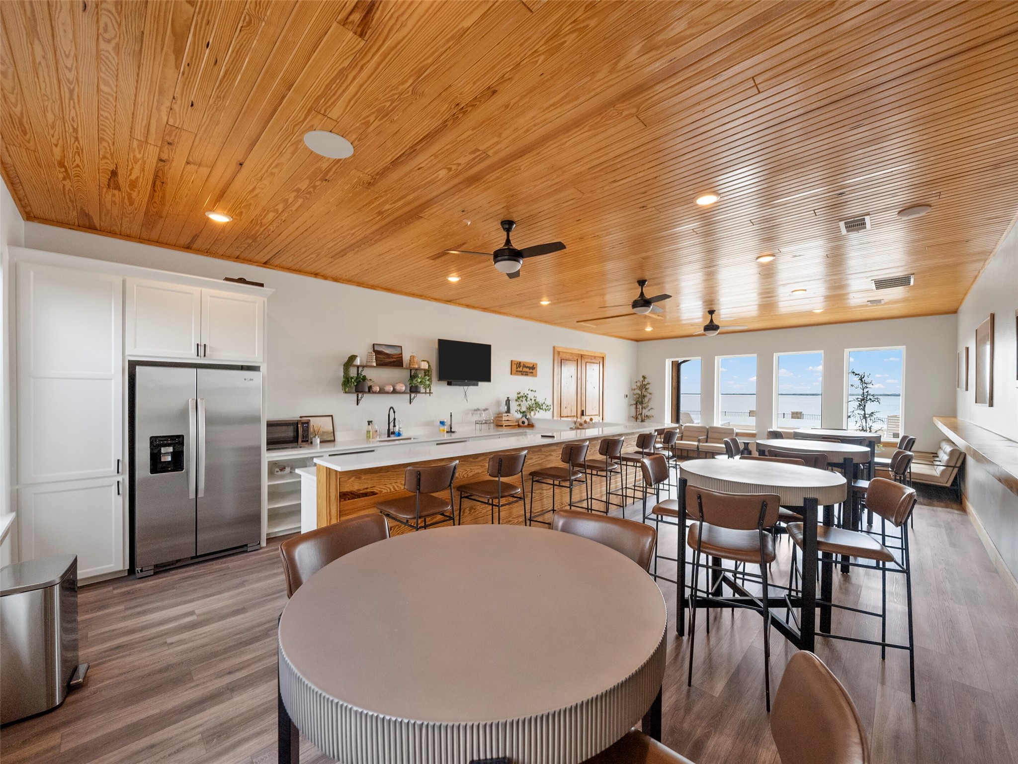 800 Peninsula Drive Honey Grove TX 75446