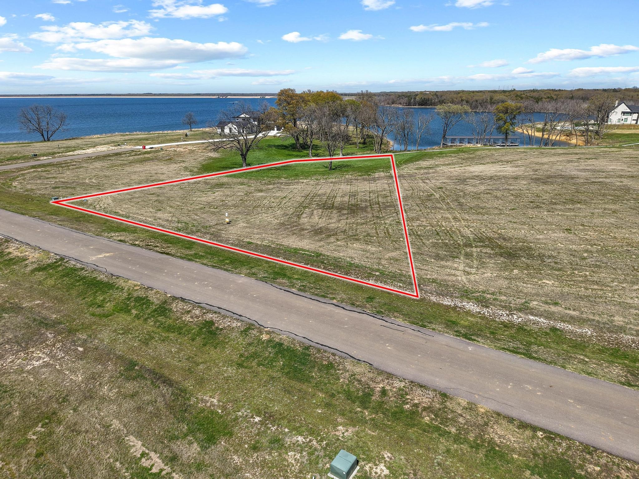 800 Peninsula Drive Honey Grove TX 75446