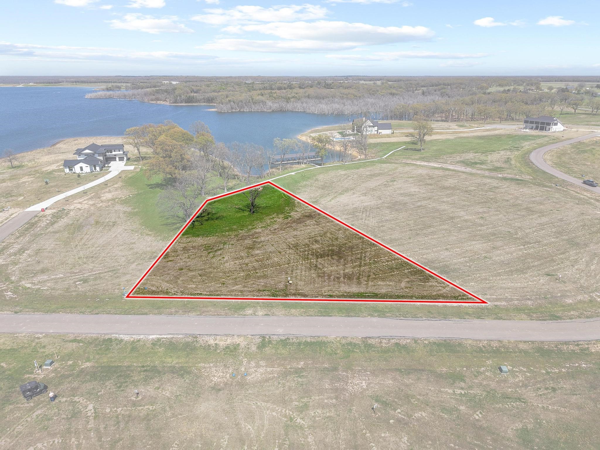 800 Peninsula Drive Honey Grove TX 75446