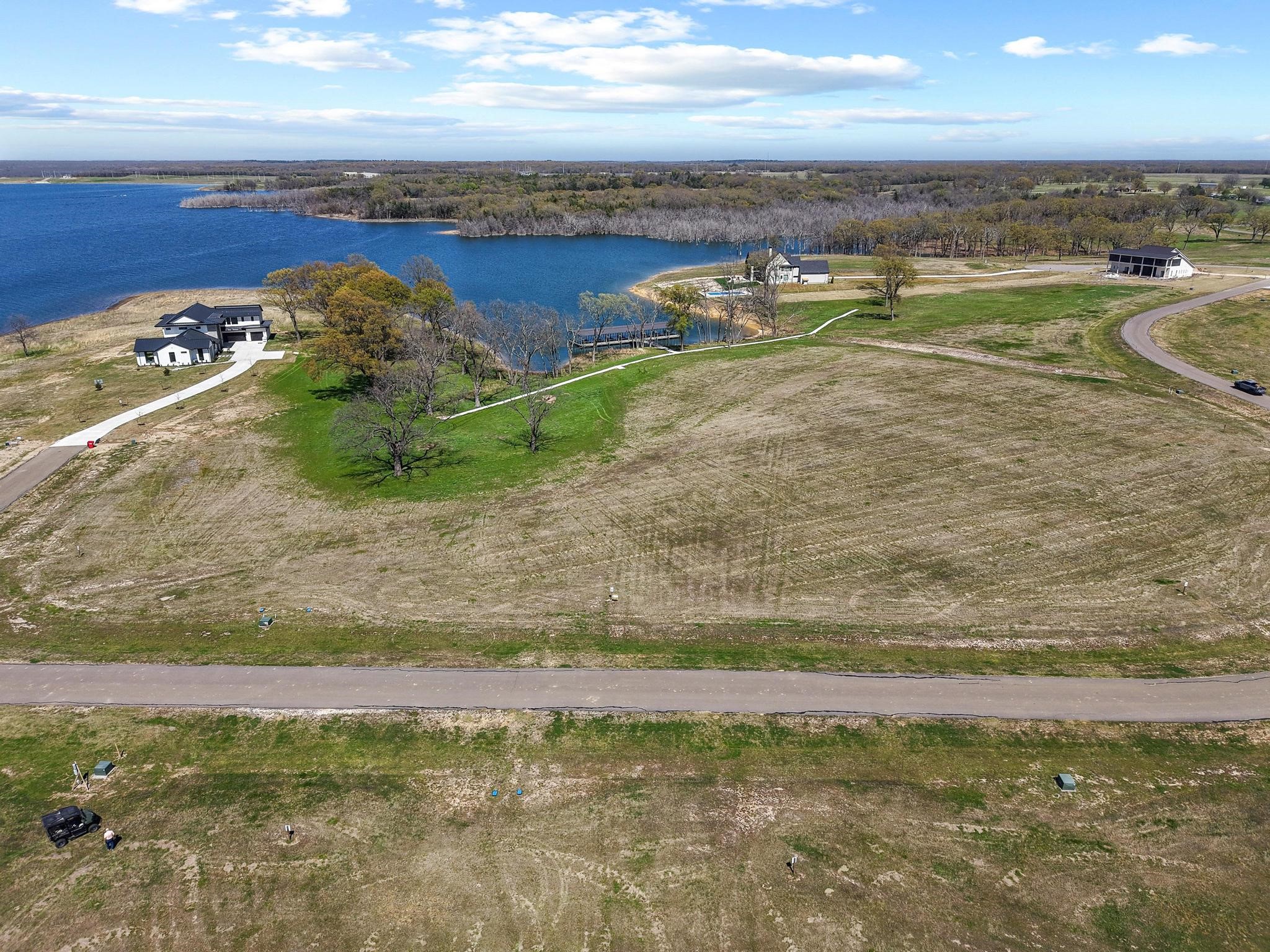 800 Peninsula Drive Honey Grove TX 75446