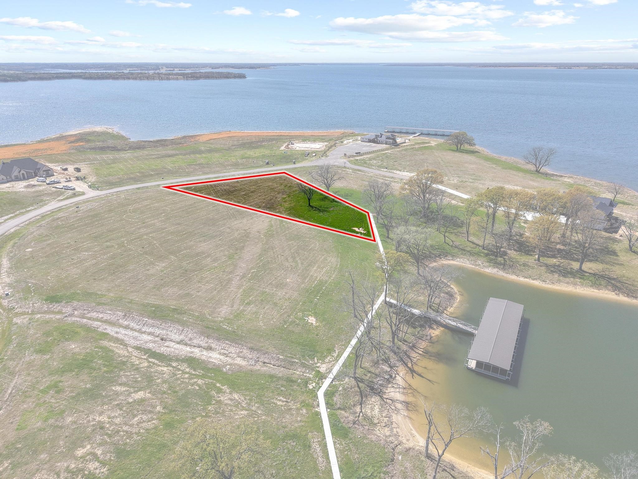 800 Peninsula Drive Honey Grove TX 75446