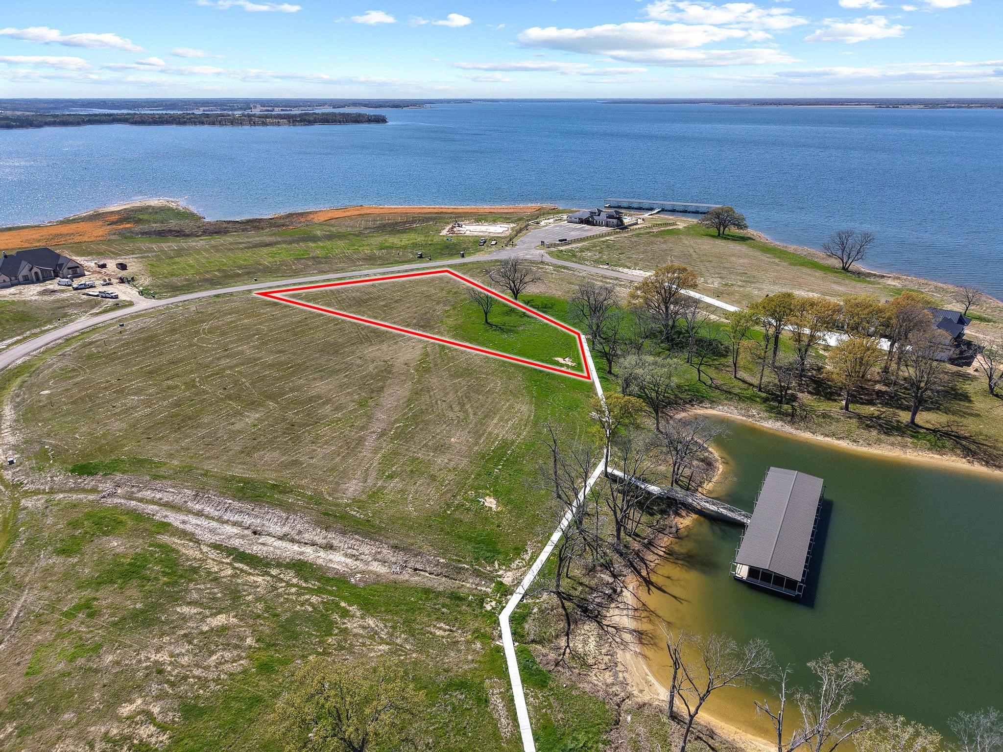 800 Peninsula Drive Honey Grove TX 75446