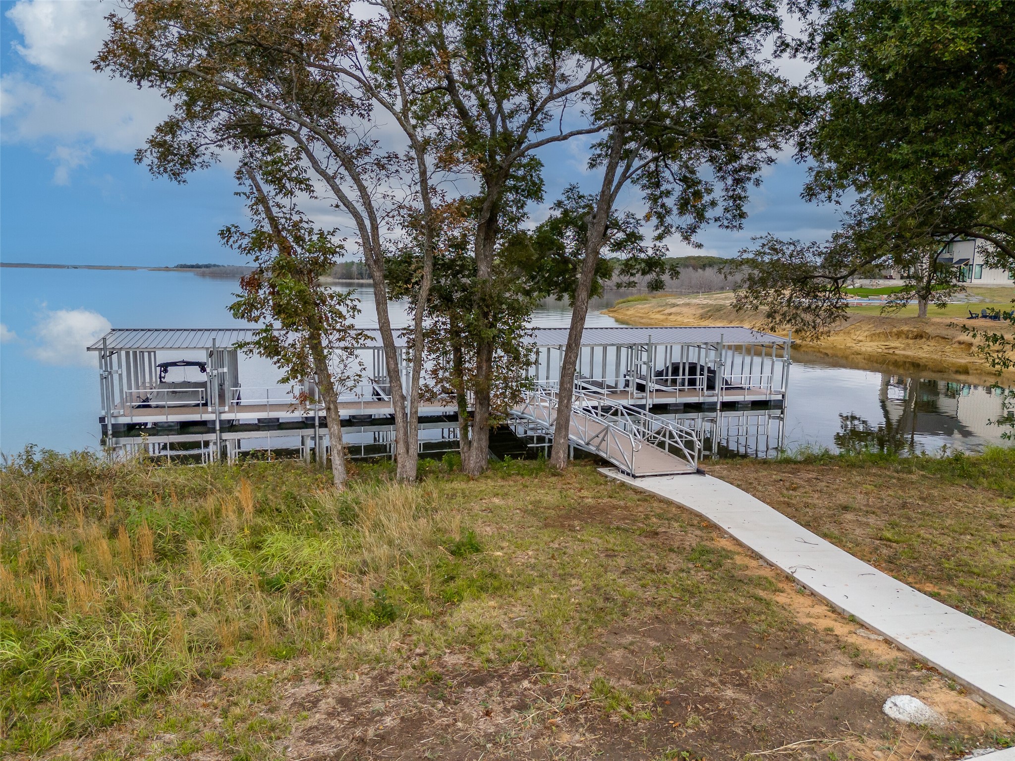 800 Peninsula Drive Honey Grove TX 75446