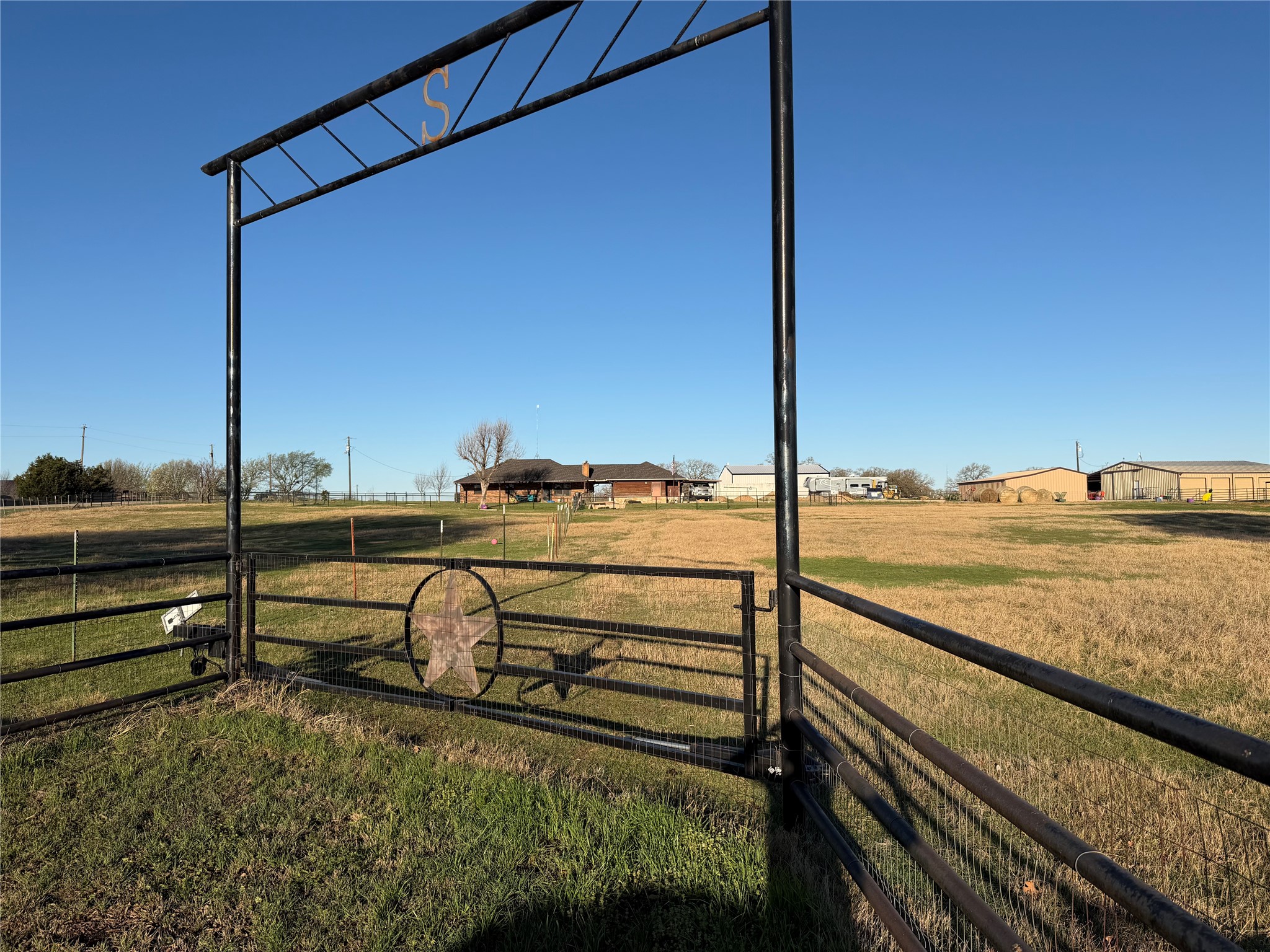 170 County Road 4678 Boyd TX 76023