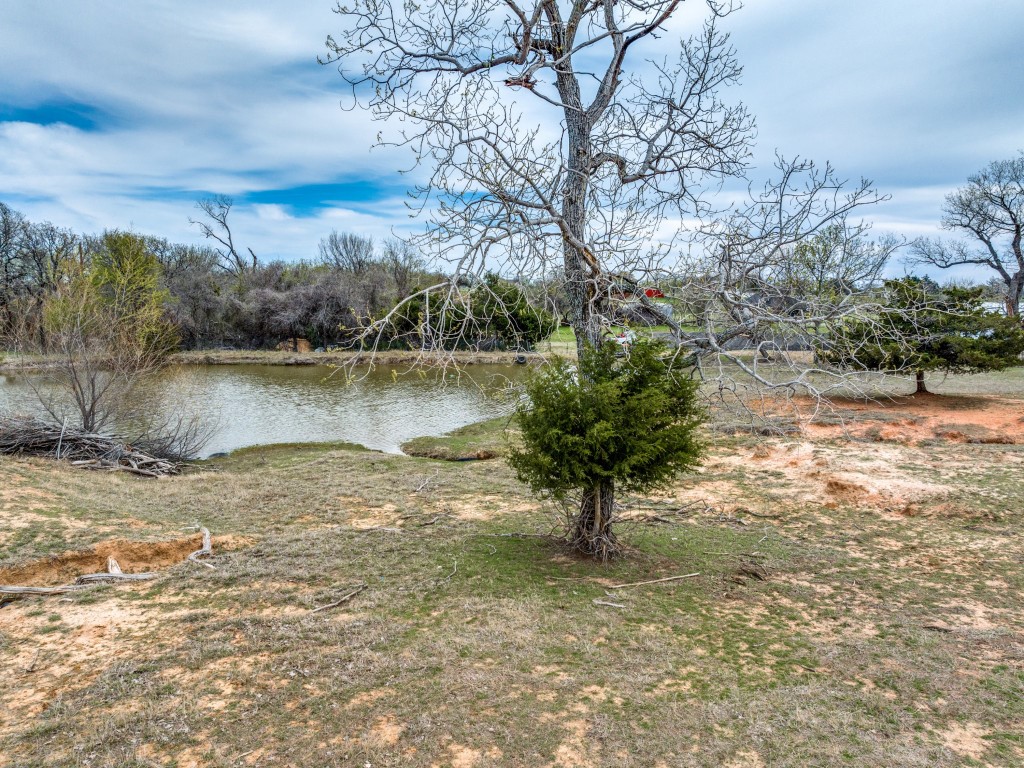 170 County Road 4678 Boyd TX 76023