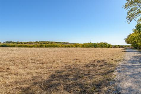 1633 Alexander Road Moody TX 76557