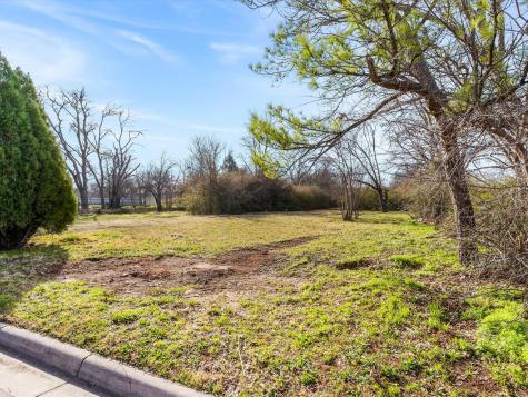 5204 Anderson Street Fort Worth TX 76105