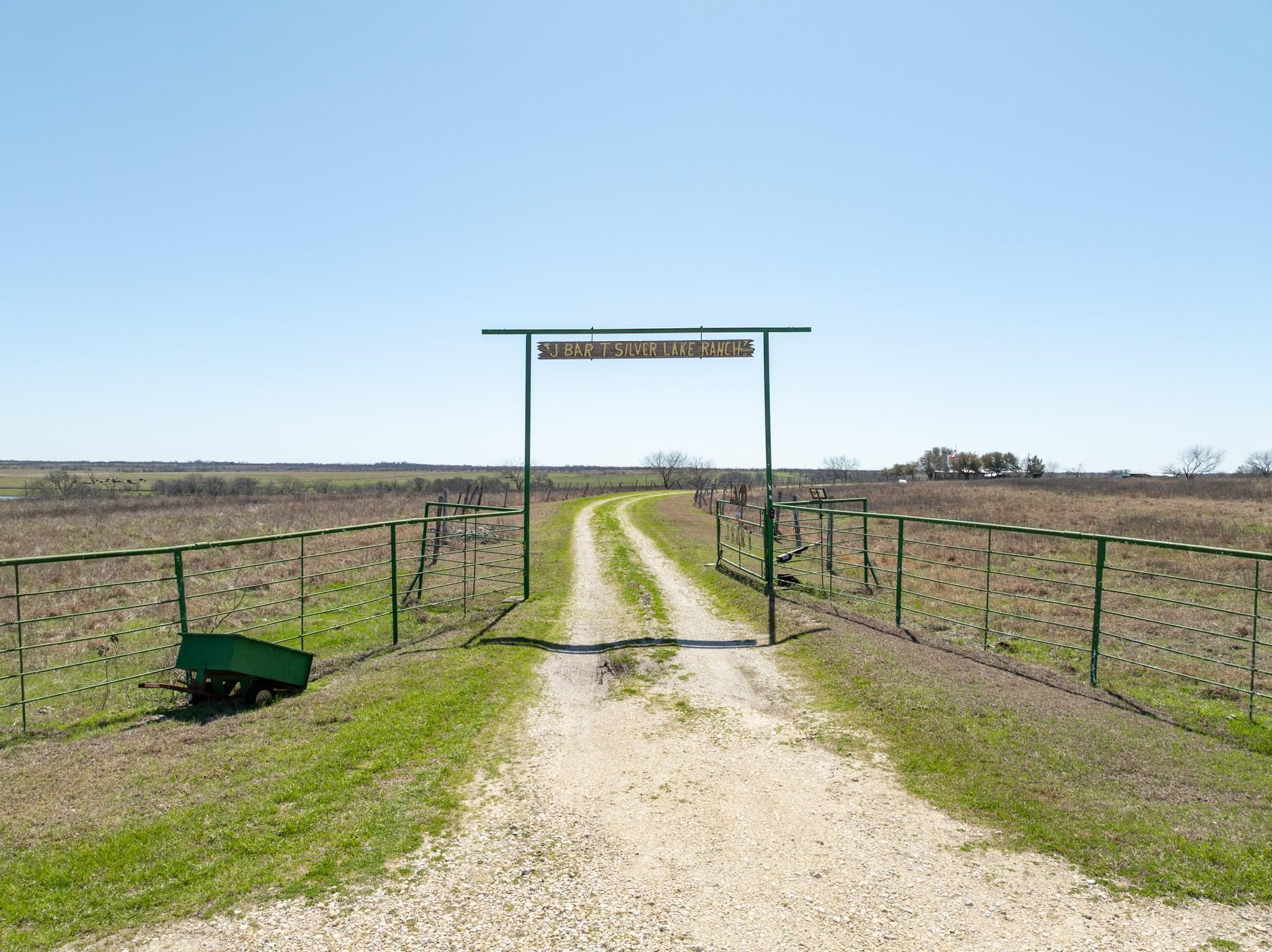 1817 Lcr 182 Road Coolidge TX 76635