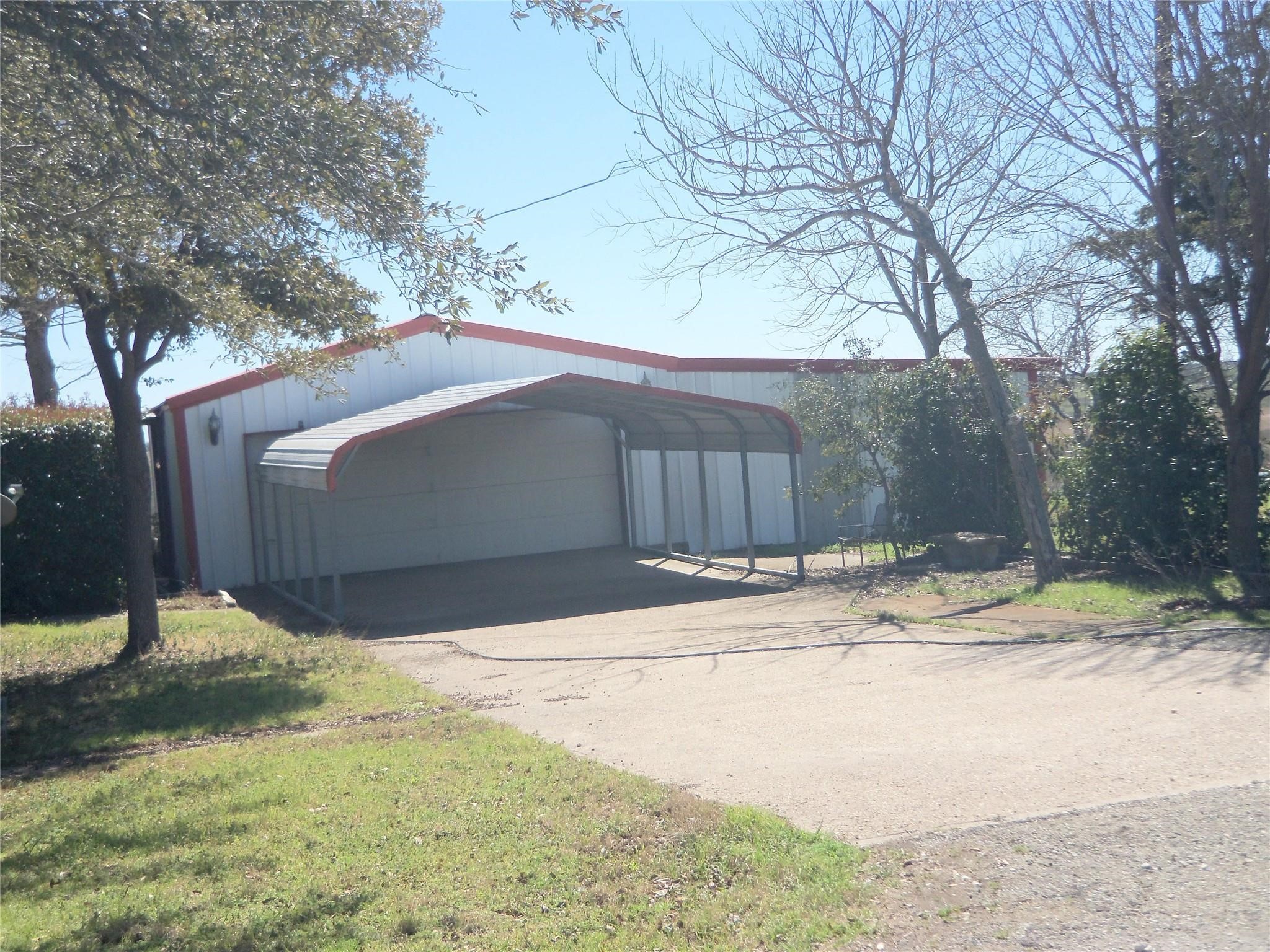 1817 Lcr 182 Road Coolidge TX 76635