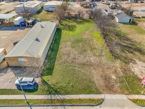 4320 Glenview Drive Haltom City TX 76117