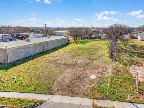 4320 Glenview Drive Haltom City TX 76117
