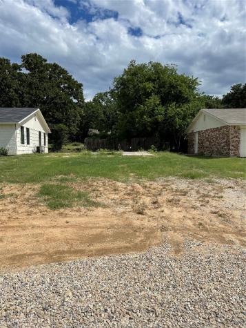 127 May Court Weatherford TX 76088