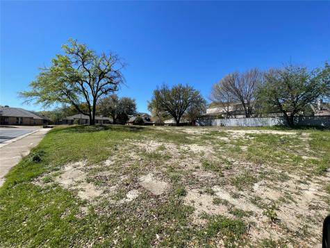 9631 Robin Meadow Drive Dallas TX 75243