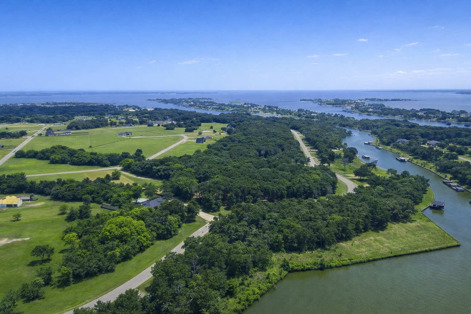 442 Waters Edge Drive Corsicana TX 75109