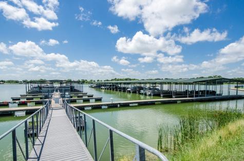 442 Waters Edge Drive Corsicana TX 75109