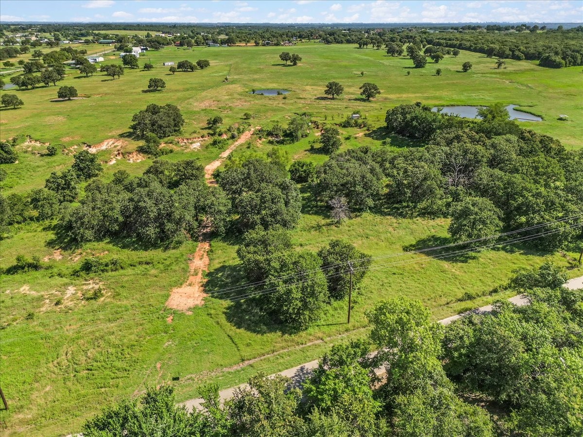 1330 Midway Drive Springtown TX 76082