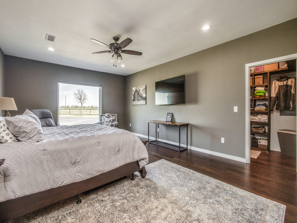 313 Vz County Road 3910 Wills Point TX 75169