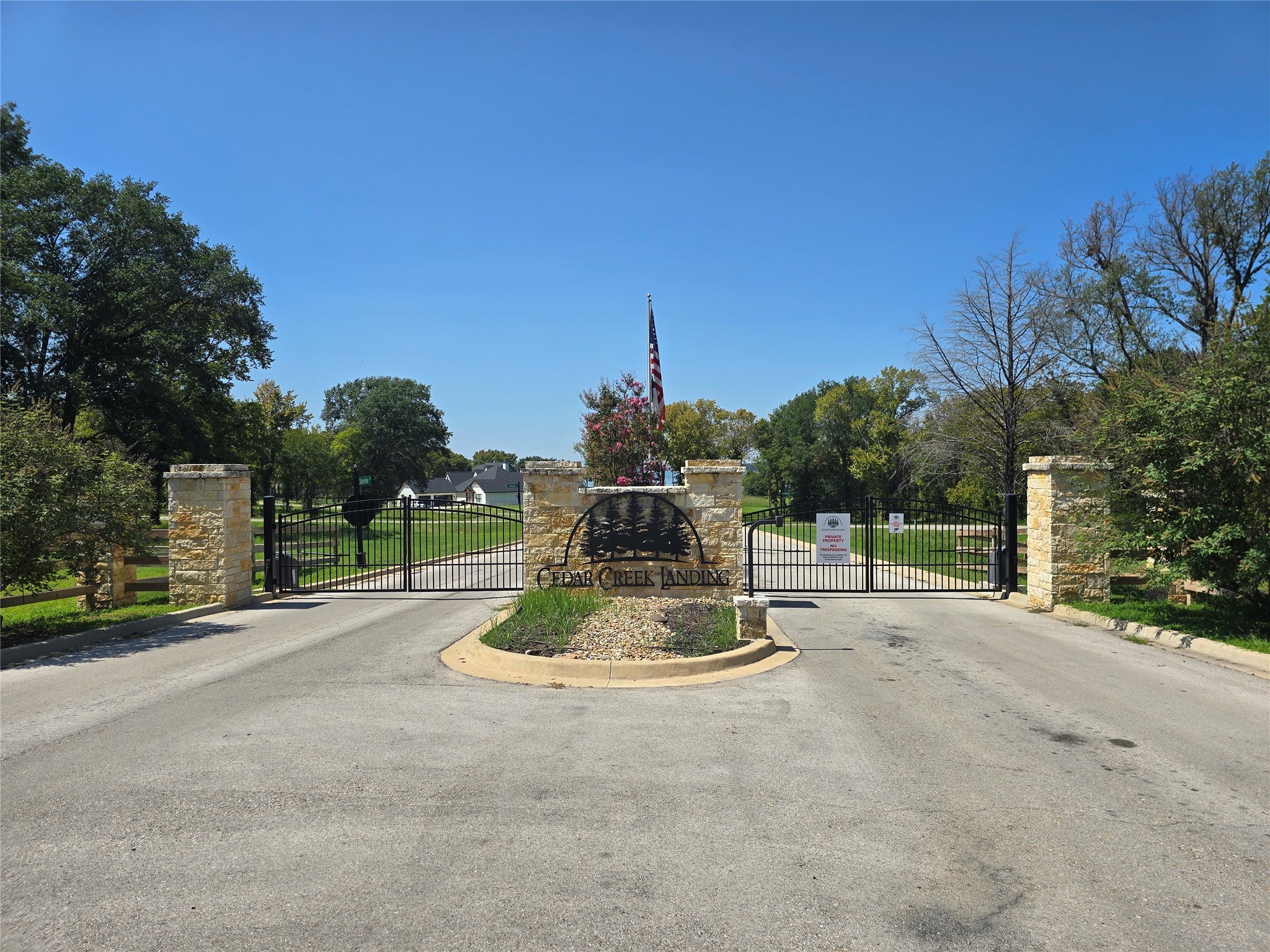733 Clubview Drive Mabank TX 75143