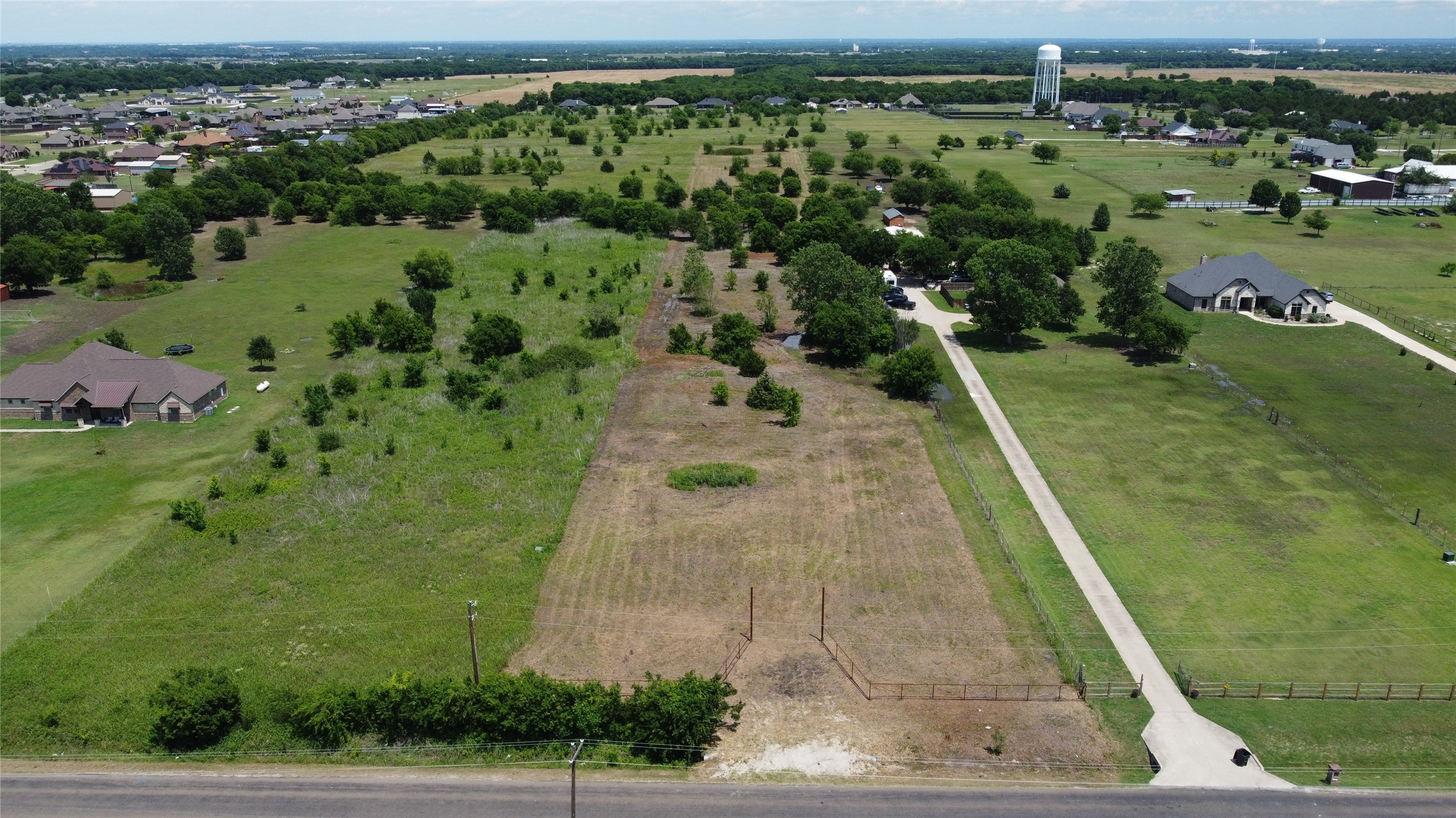 660 S Westmoreland Road Waxahachie TX 75167