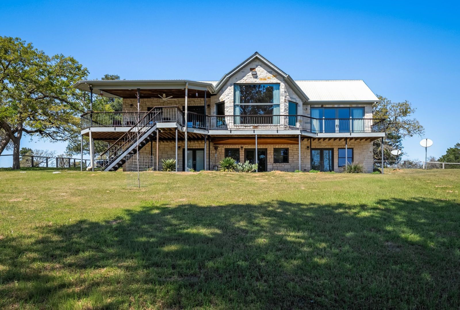 490 John Craft Road Red Rock TX 78662