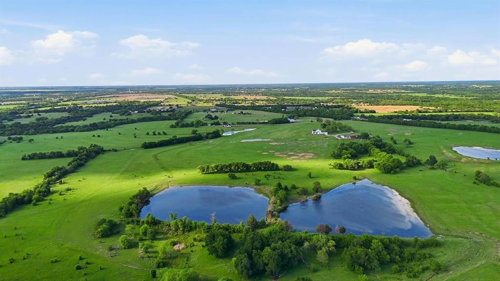 2301 Private Road 1179 Celeste TX 75423