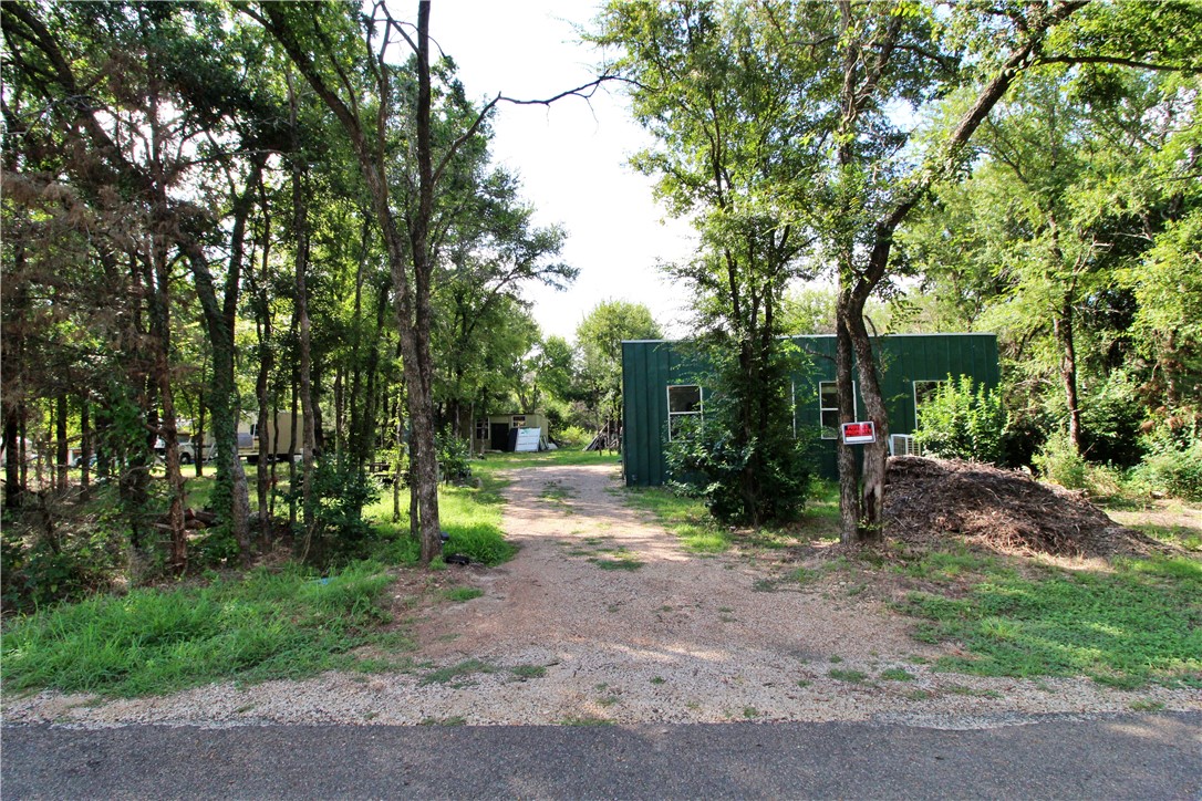 250 Lake Avenue Elm Mott TX 76640