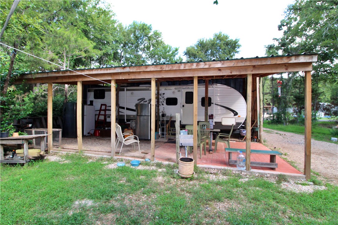250 Lake Avenue Elm Mott TX 76640