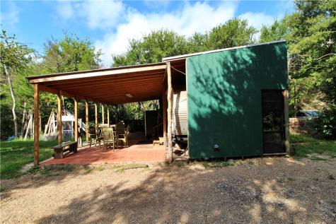 250 Lake Avenue Elm Mott TX 76640