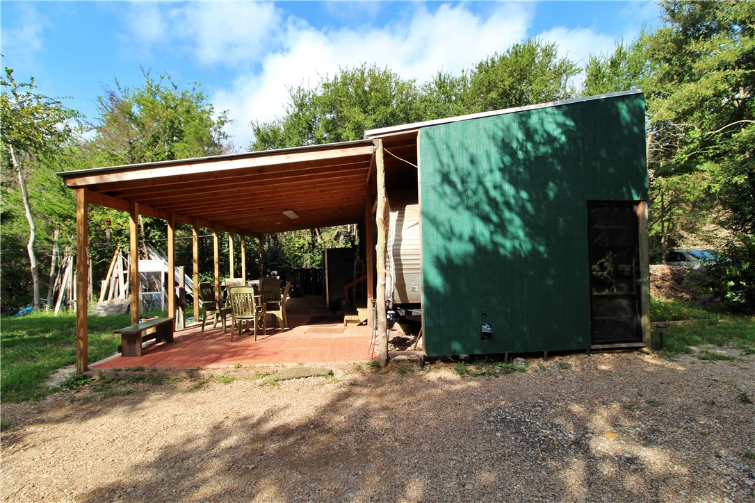 250 Lake Avenue Elm Mott TX 76640