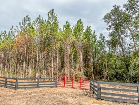 018 Cr 2307 Cleveland TX 77327