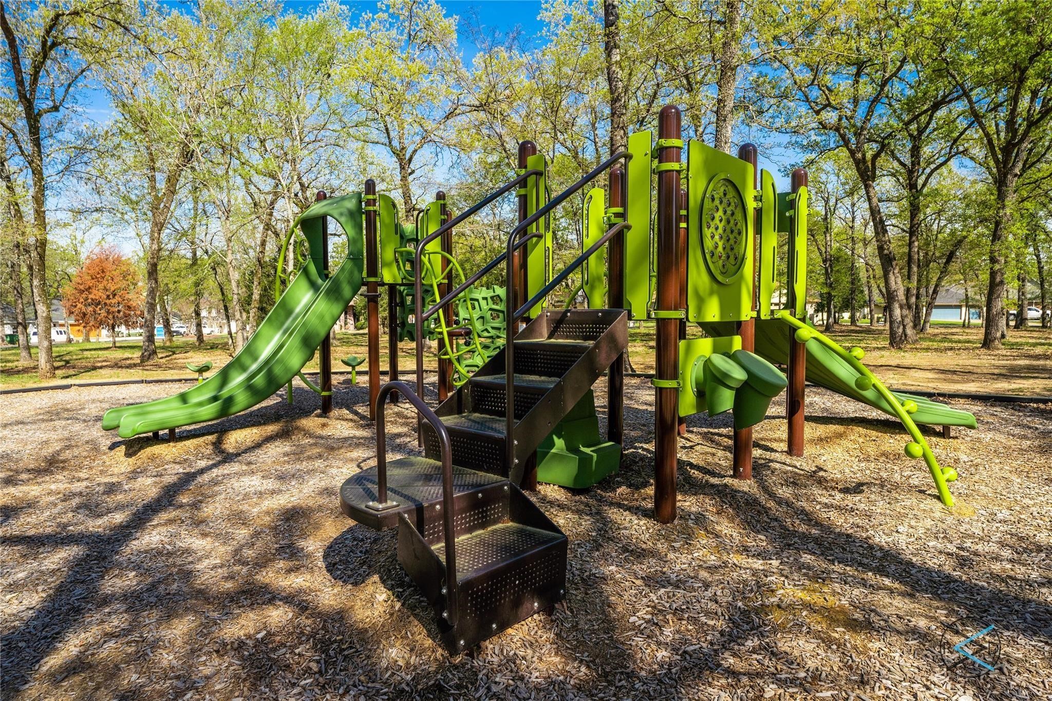 227 Colonial Drive Mabank TX 75156