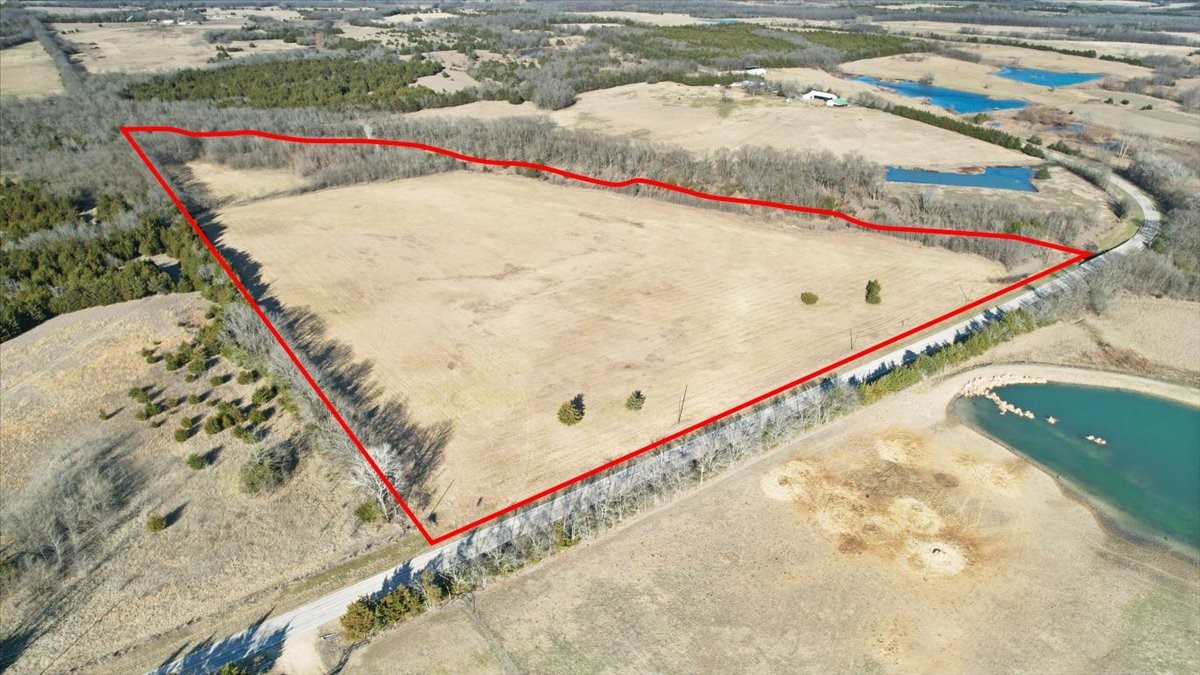 0000 Fm 824 Honey Grove TX 75446