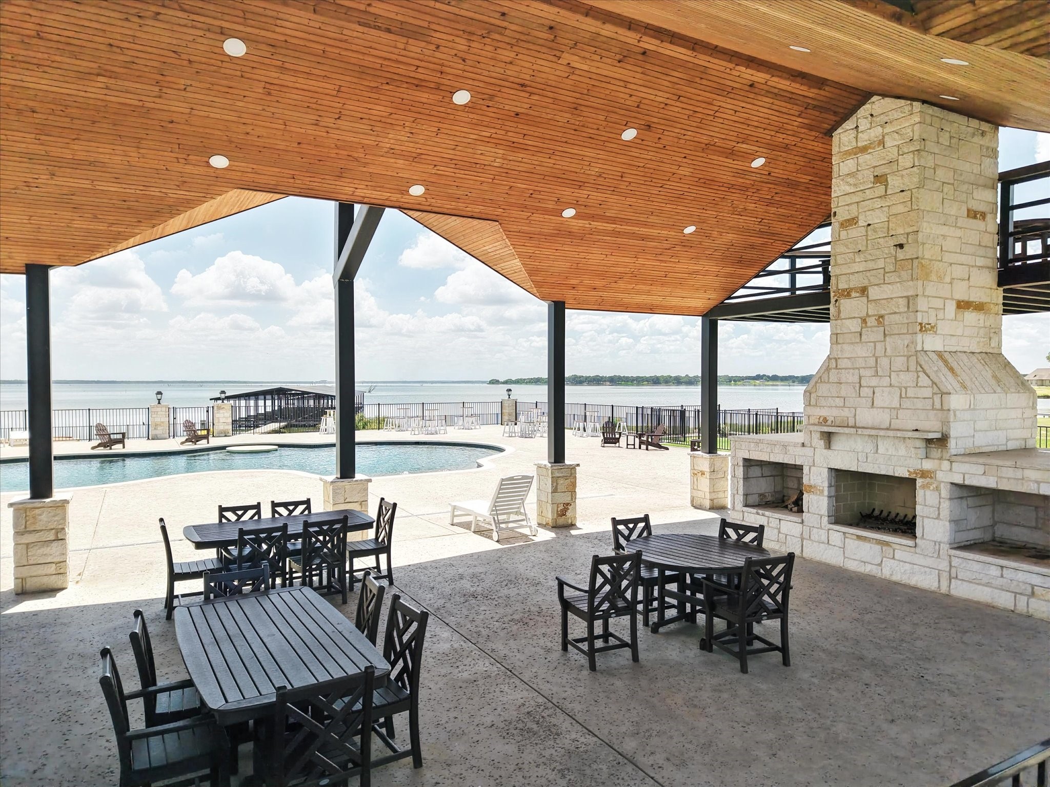 22 Richland Cove Corsicana TX 75109