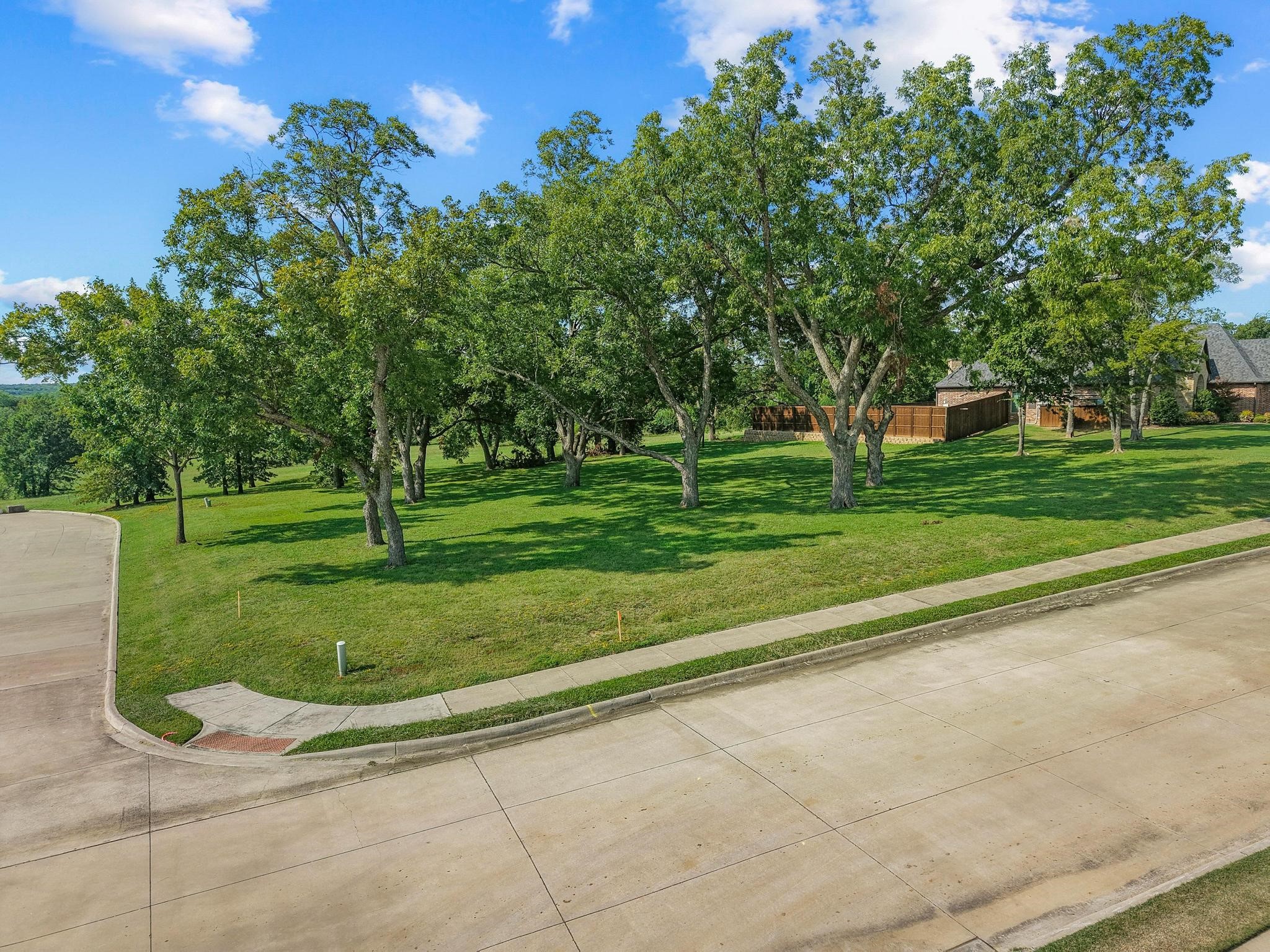 3900 Saddle Creek Denison TX 75020