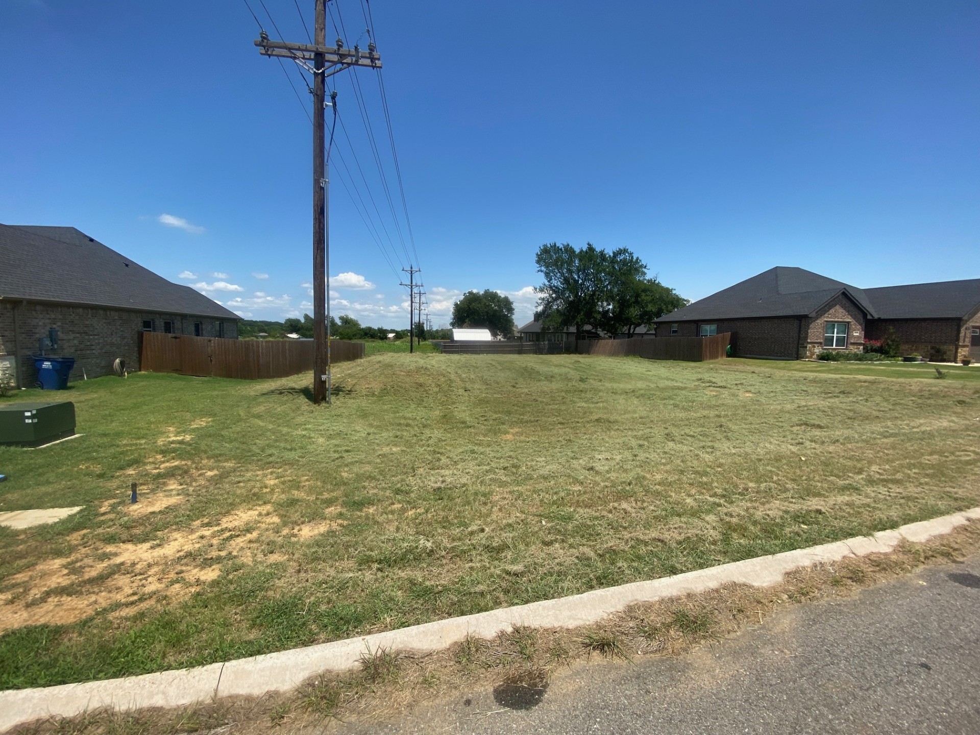 108 Post Oak Lane Callisburg TX 76240