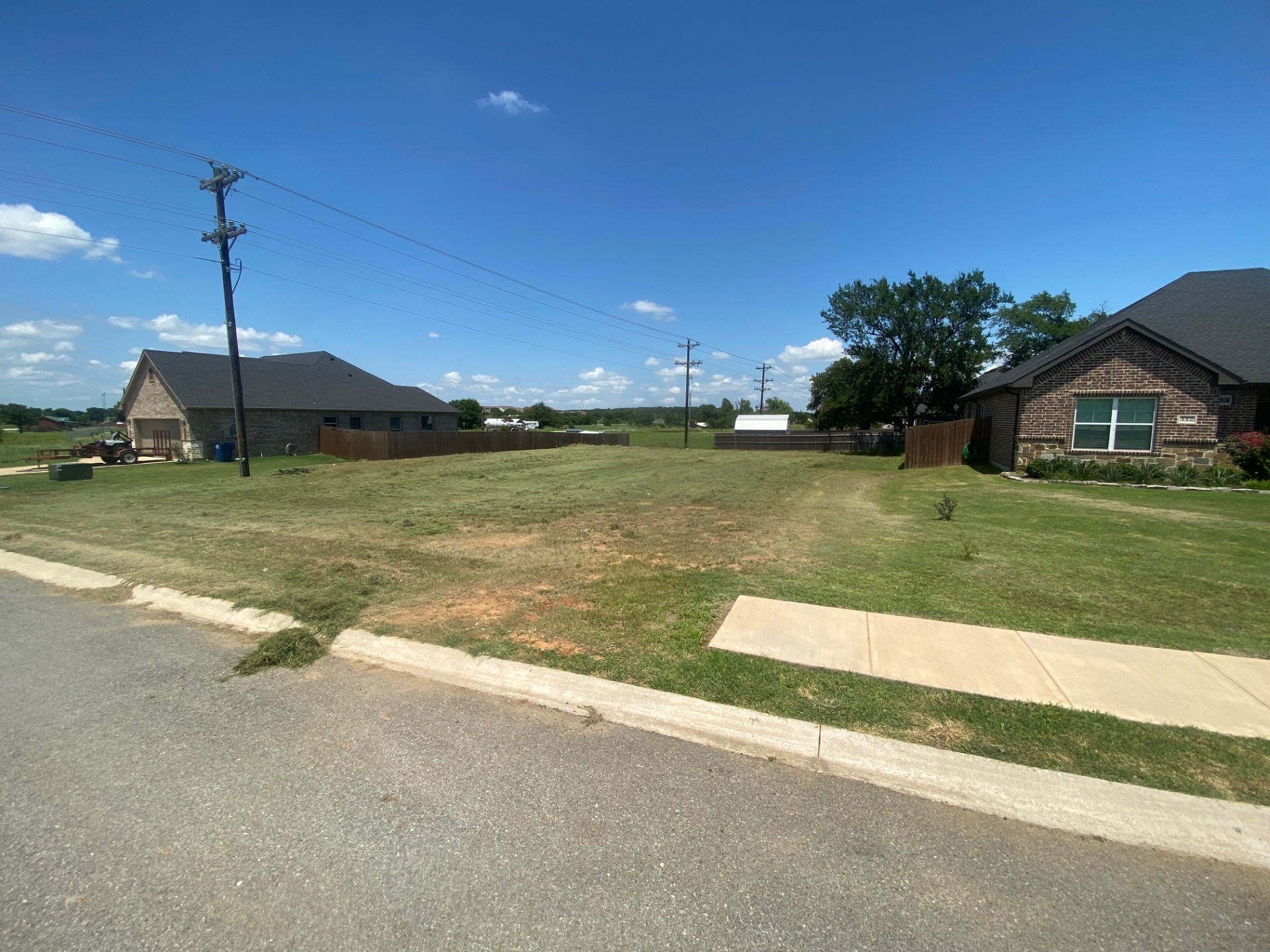 108 Post Oak Lane Callisburg TX 76240