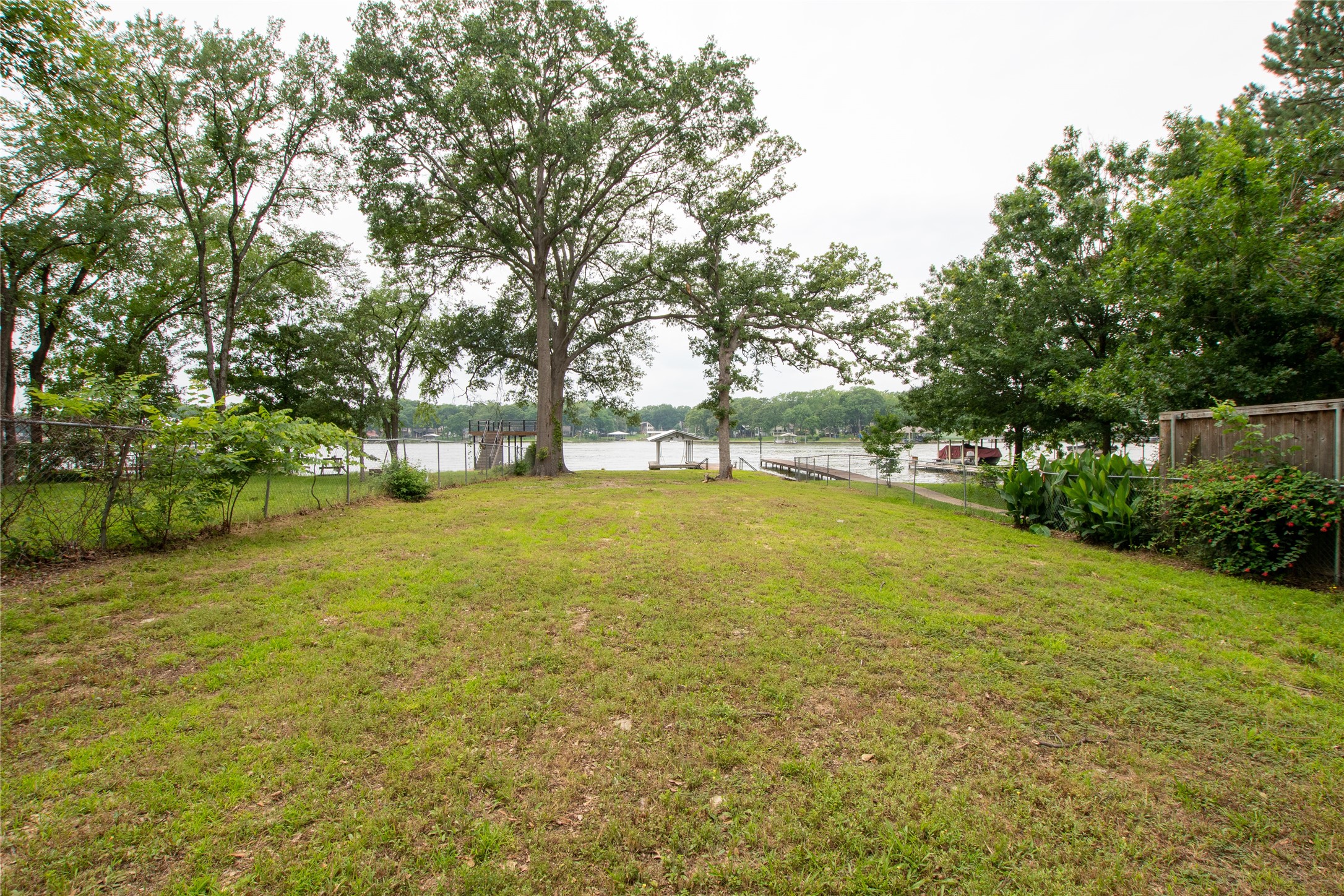 198 Thunderbird Drive Mabank TX 75156