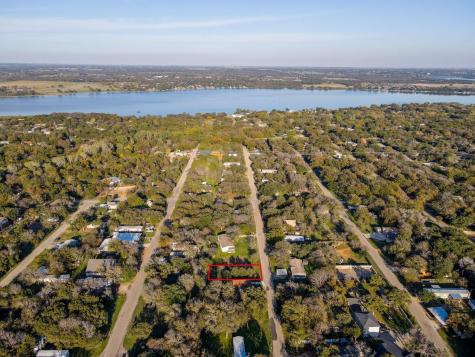 2904 Cedarhill Street Granbury TX 76048
