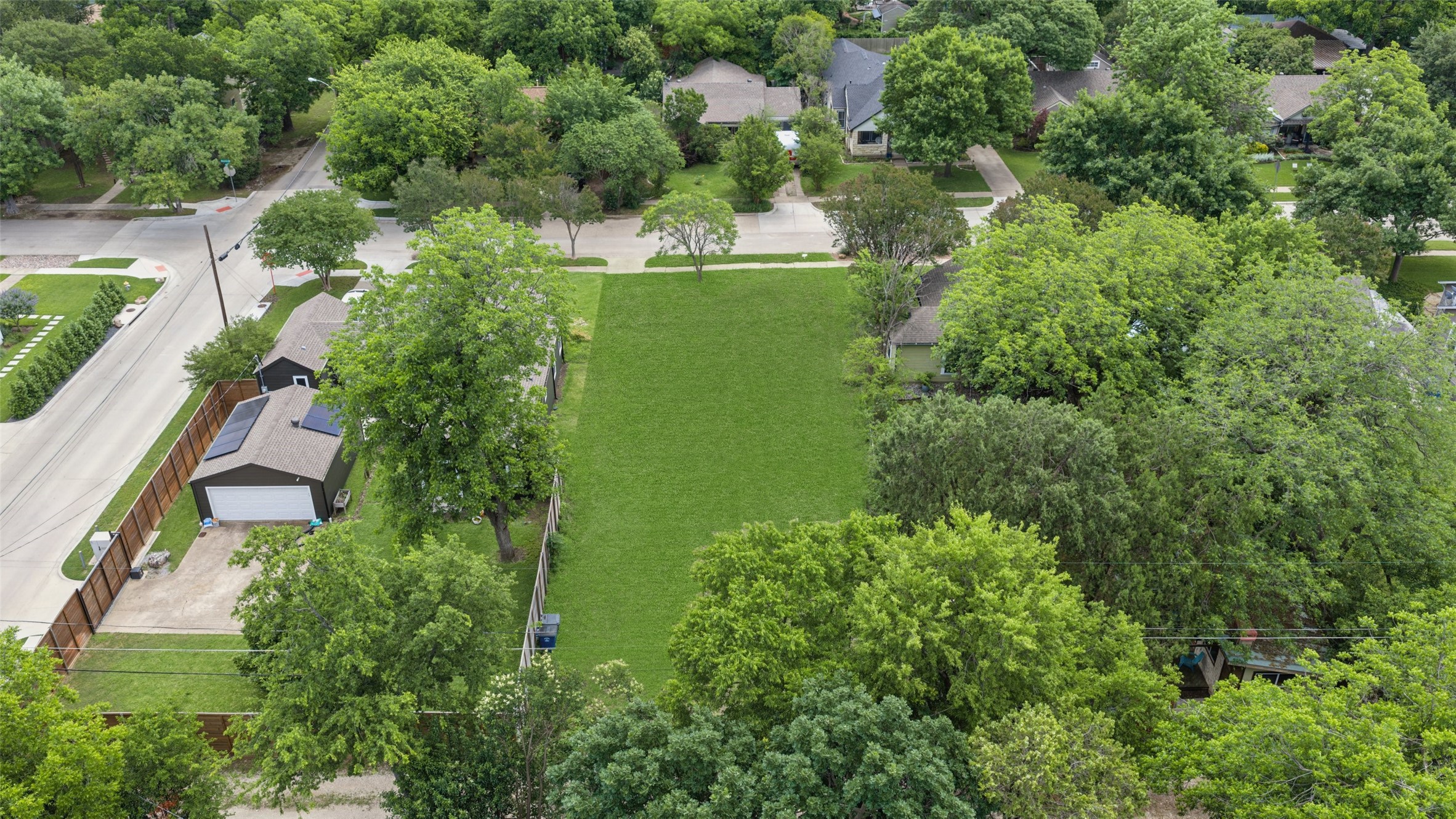 8819 Redondo Drive Dallas TX 75218