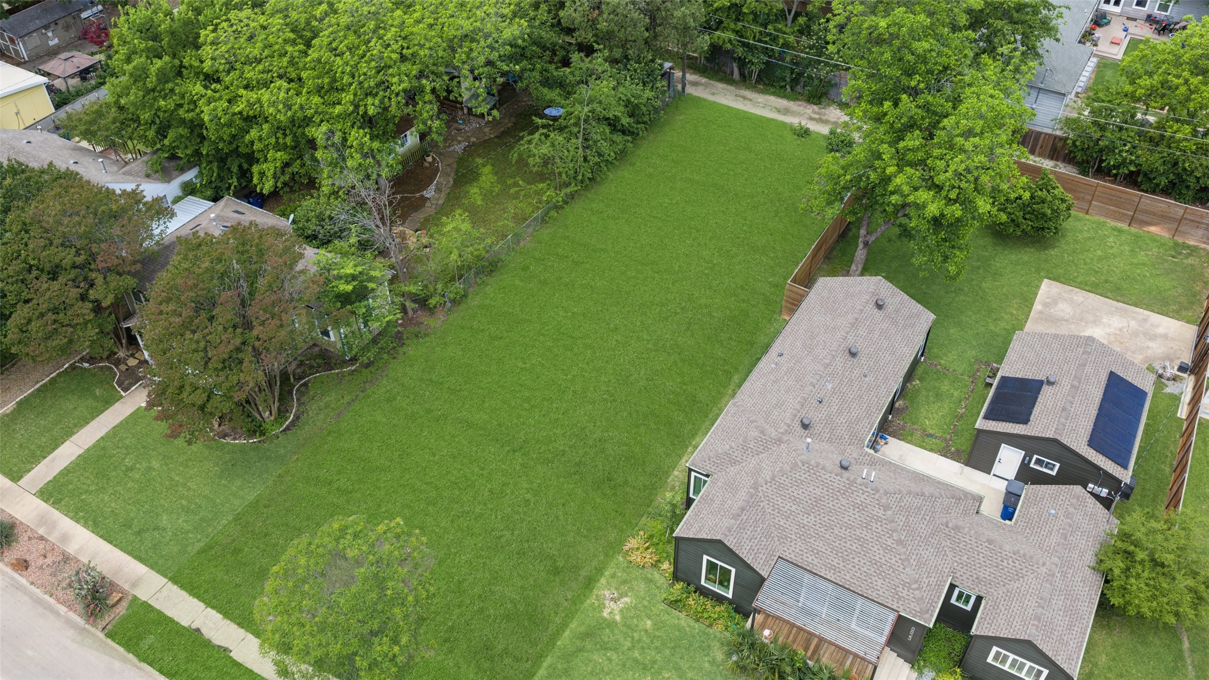 8819 Redondo Drive Dallas TX 75218