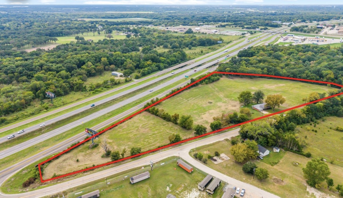 1949 Fm 499 Greenville TX 75401
