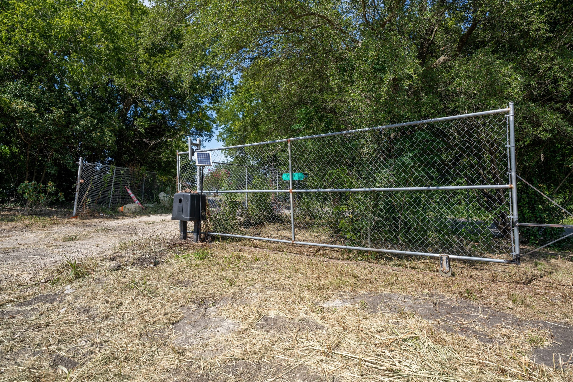 1065 Bluff Springs Road Ferris TX 75125