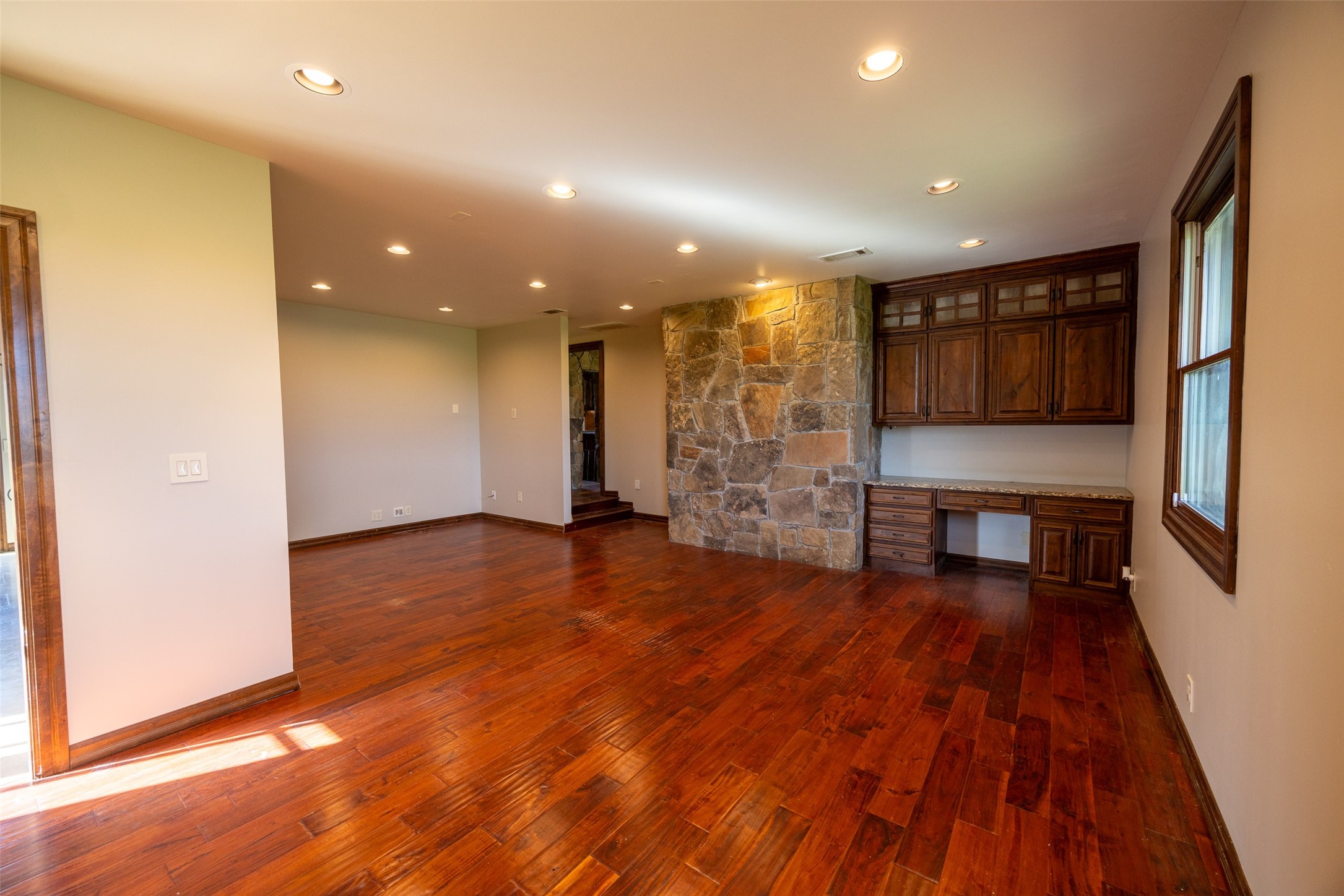 14803 Farm To Market Road 322 Elkhart TX 75839