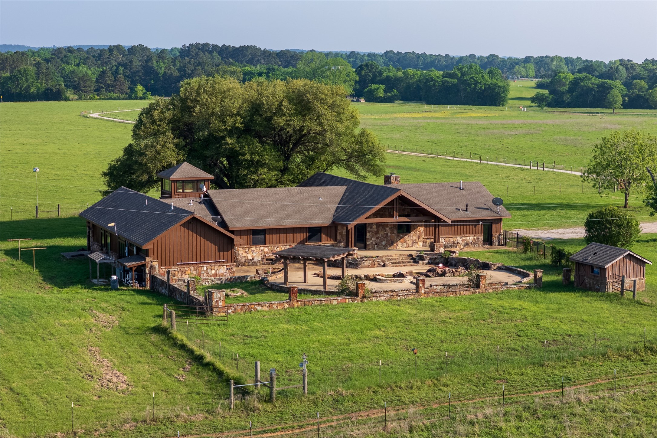 14803 Farm To Market Road 322 Elkhart TX 75839