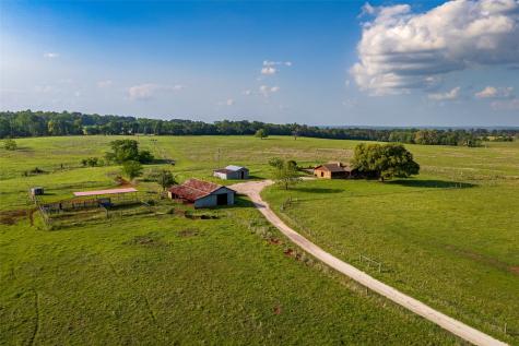 14803 Farm To Market Road 322 Elkhart TX 75839