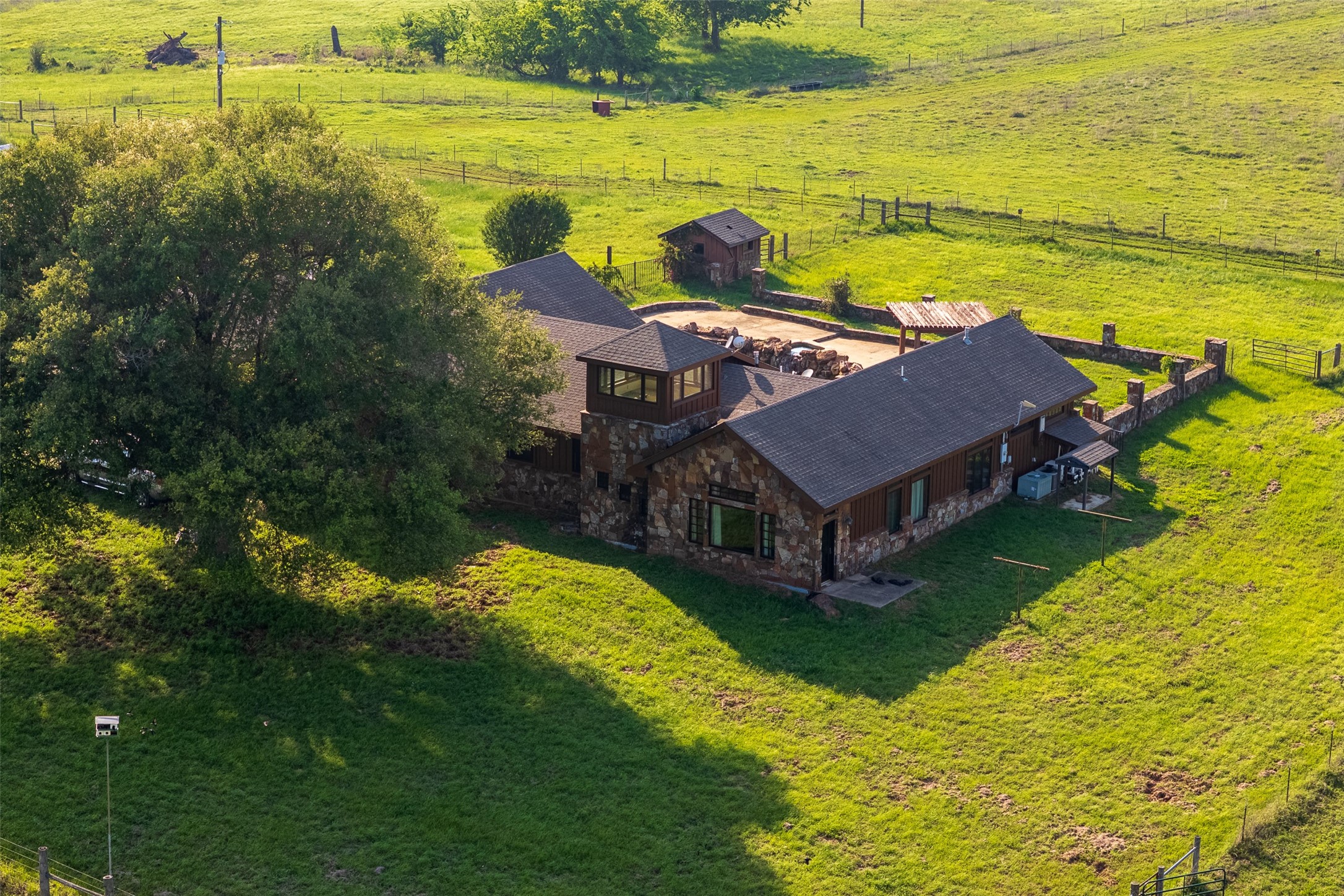 14803 Farm To Market Road 322 Elkhart TX 75839