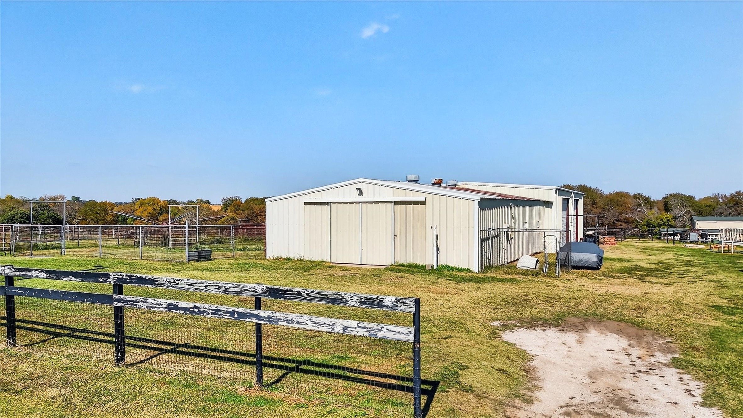 1937 Spring Hill Road Aubrey TX 76227