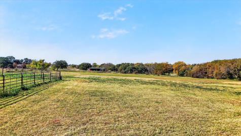 1937 Spring Hill Road Aubrey TX 76227