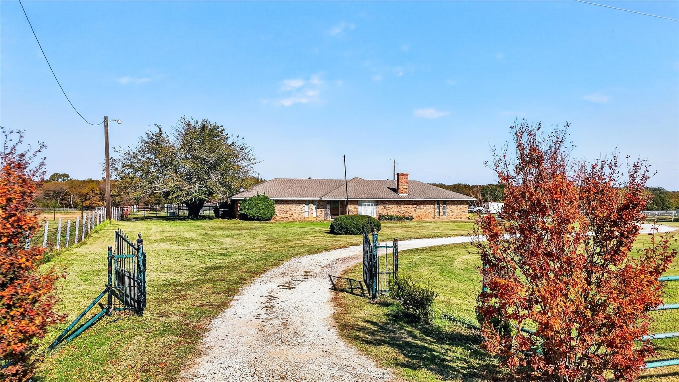 1937 Spring Hill Road Aubrey TX 76227